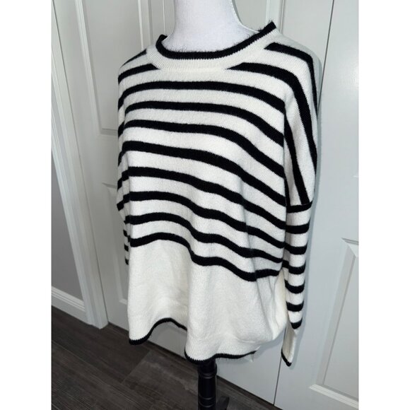 CECE SPORTSWEAR Pullover Stripe Sweater size XL White/Black - Picture 3 of 5